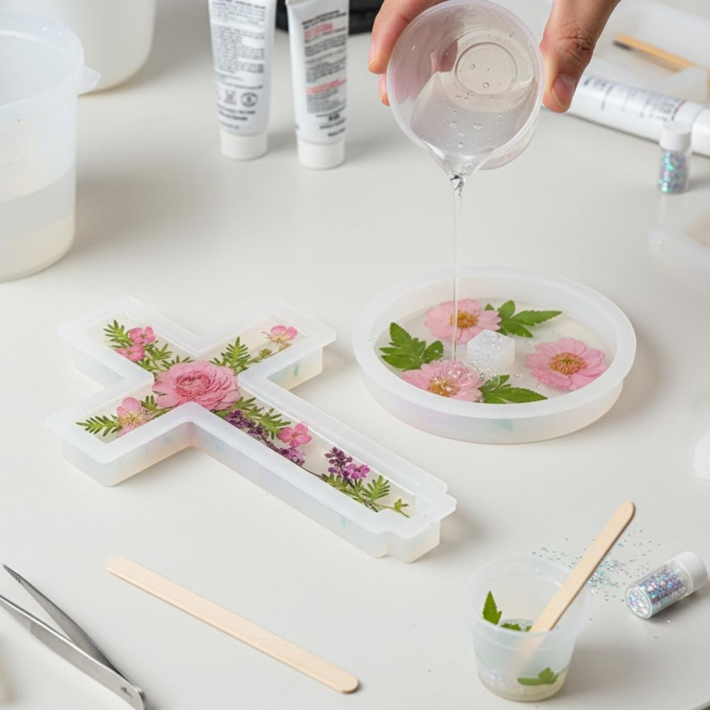 Two silicone molds with a base - Candle Making Class ulasan dan harga