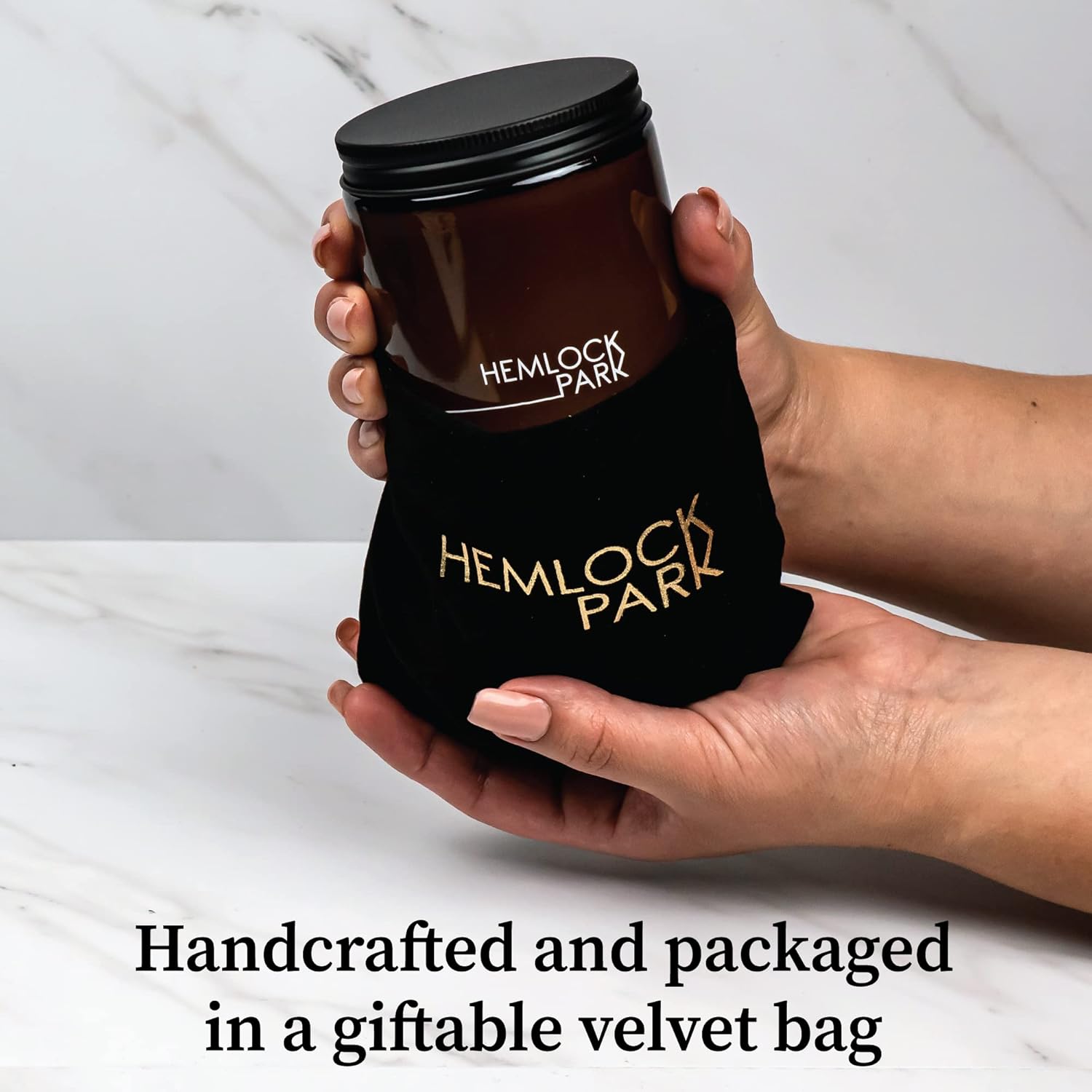 Hand-Poured Scented Candle Wit - Wood Wick Crackle ulasan dan harga